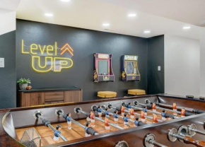 Evergreen Luxe - Hot Tub Gaming Haven Big Groups
